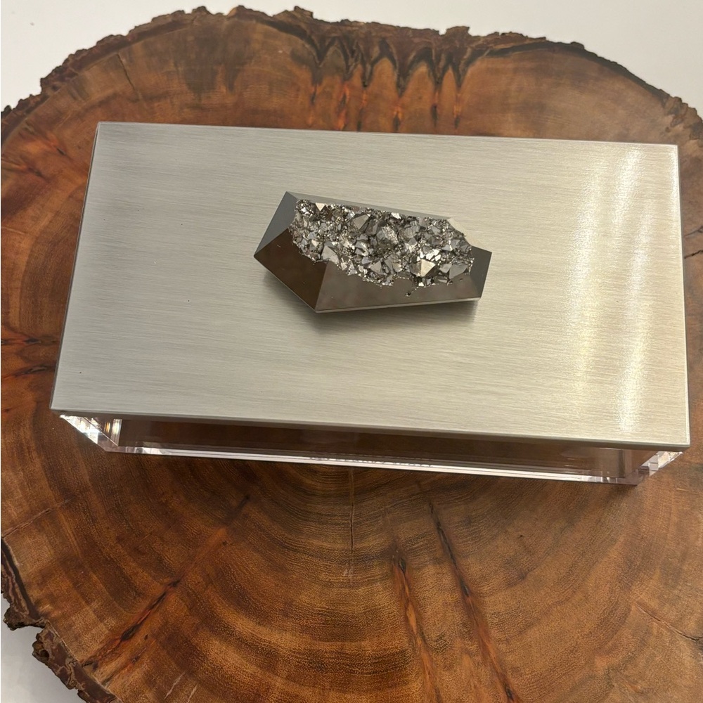 ❤️KENDRA SCOTT  RECTANGULAR ACRYLIC PLATINUM BOX❤️